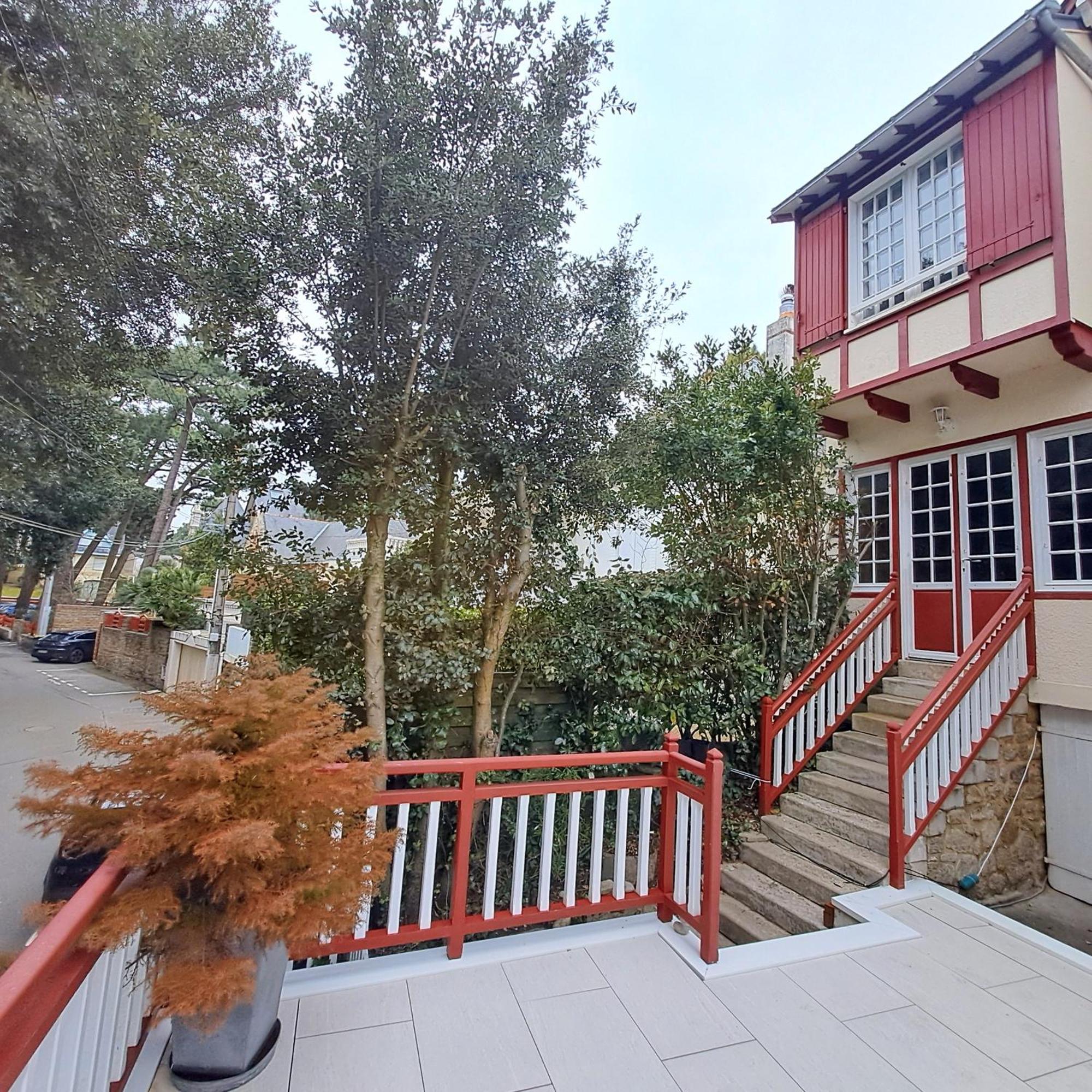 Appartement Dans La Villa Colibri, Ла-Боль-Эскублак Экстерьер фото